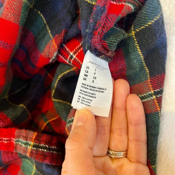 American Eagle, Boyfriend-Fit Plaid Button Down, Size S - Picture 9 of 12
